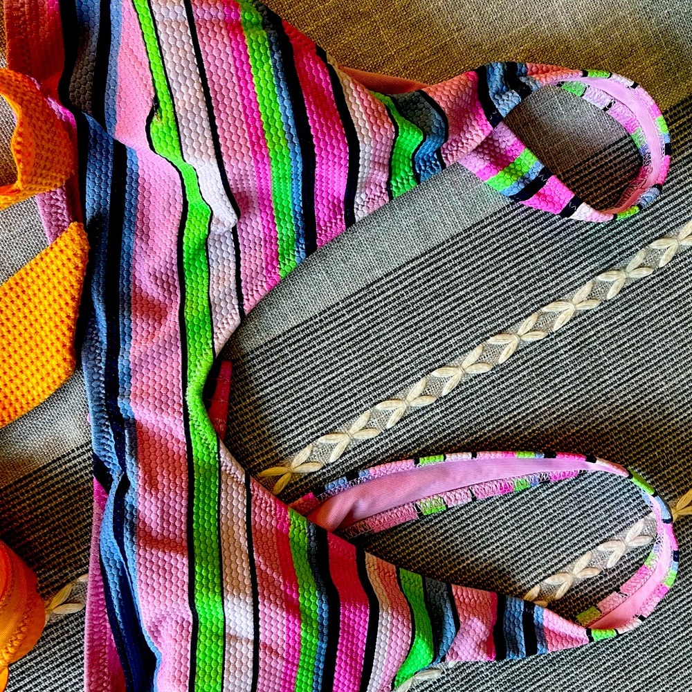 Cute multicolored Aerie scoop bathing suit top. Worn a few times.